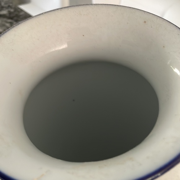 Porcelain Vase Made In China - Picture 3 of 5